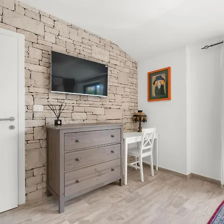 Casa Claudia By Interhome Casa vacanze Novigrad Istria