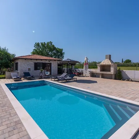 Casa Claudia By Interhome Holiday home Novigrad (Istria)