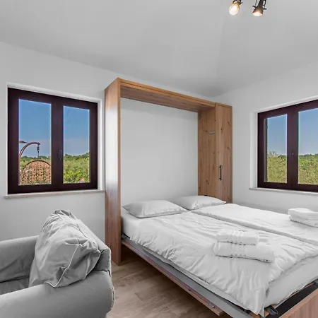 Casa Claudia By Interhome