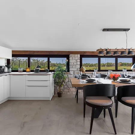 Casa Claudia By Interhome Vakantiehuis