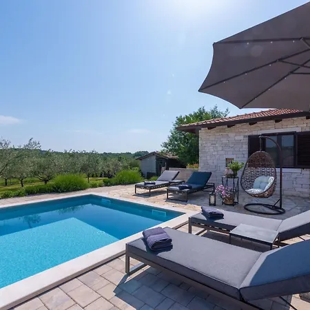 Casa Claudia By Interhome Vakantiehuis Novigrad Istria