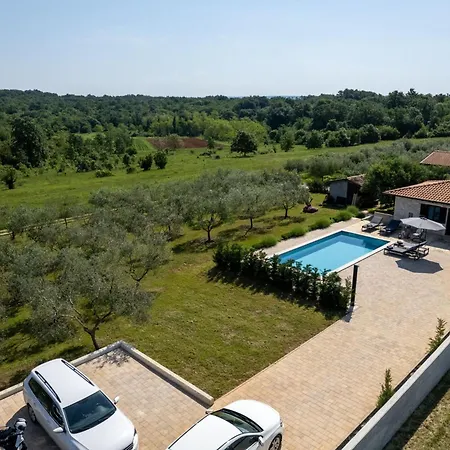 Semesterbostad Casa Claudia By Interhome Novigrad Istria